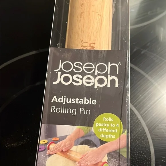 Joseph Joseph Adjustable Rolling Pin - Picture 1 of 5